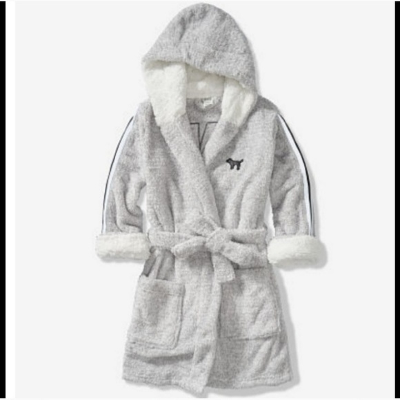 (Bundle)PINK VS ROBE XS/S + SLIPPERS (M 7-8) - Picture 2 of 5